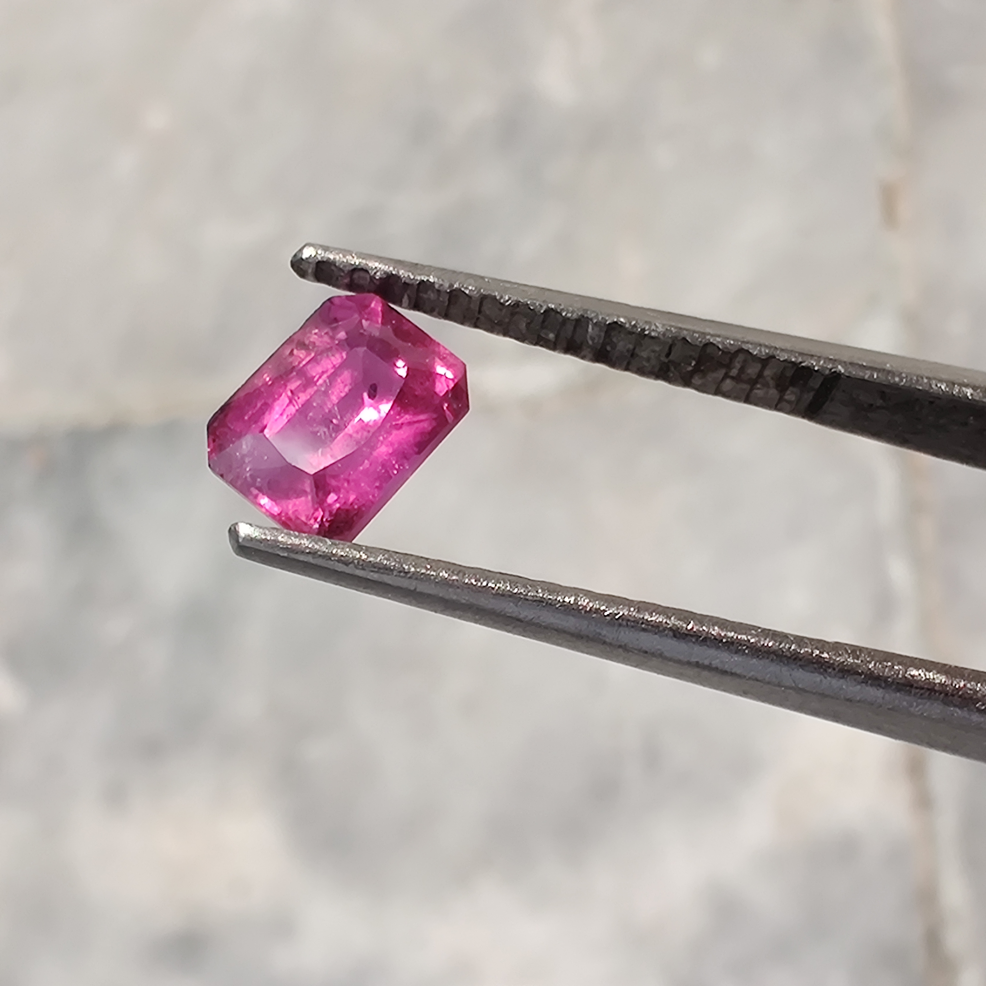 Natural Kashmir Pink Sapphire 1.10 ct
