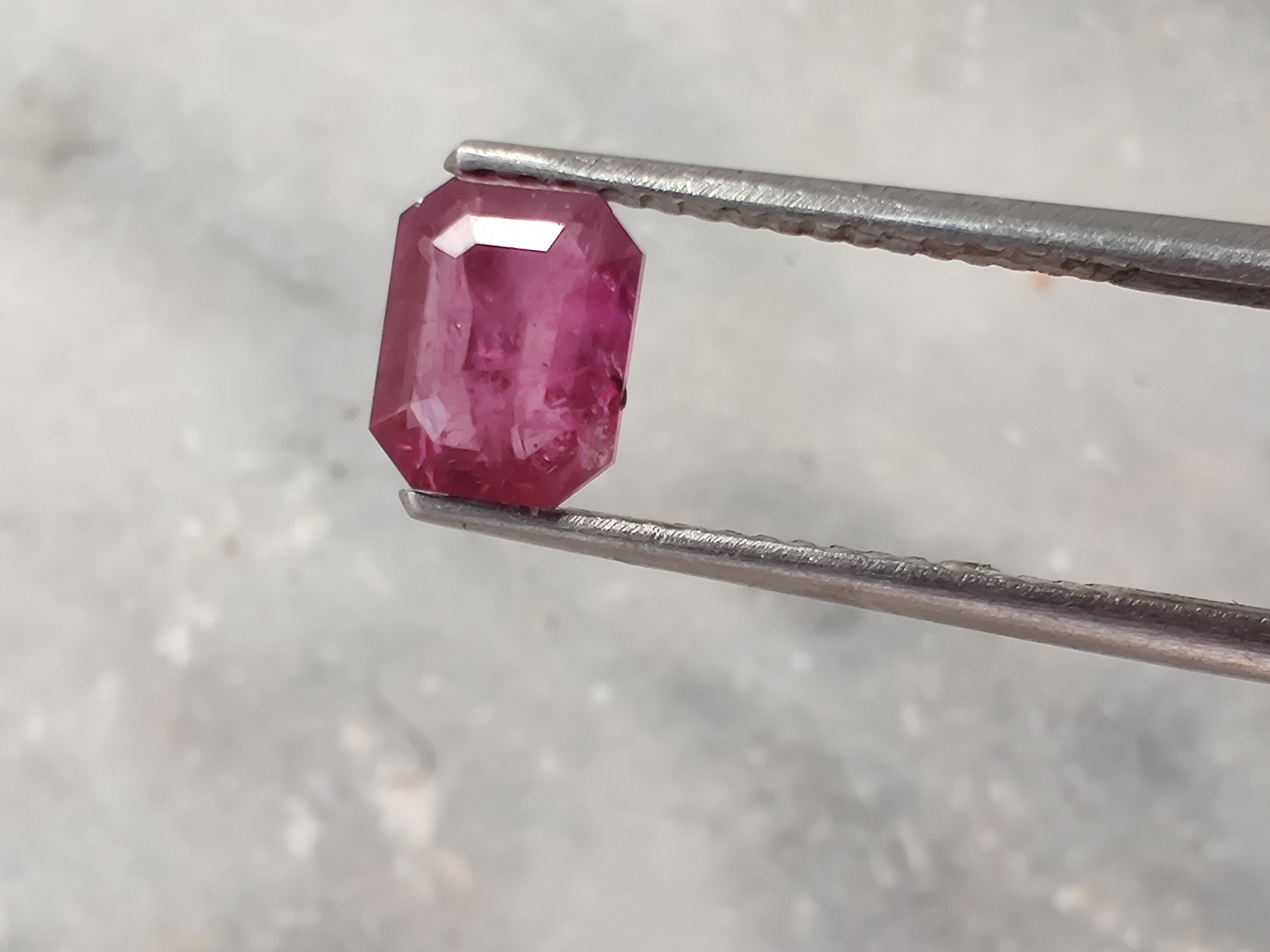 Natural Kashmir Pink Sapphire 1.20 ct view 2