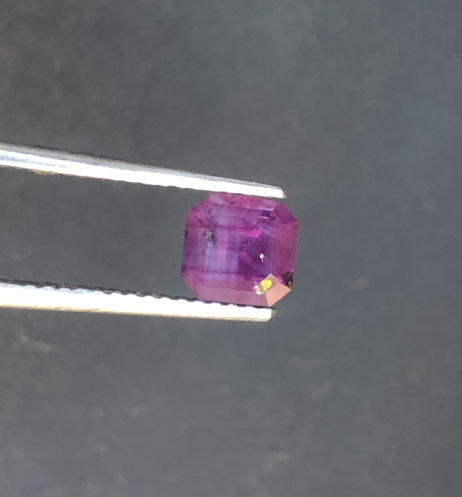 Natural Kashmir Pink Sapphire 0.60 ct view 4